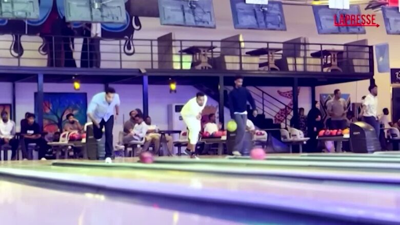 Somalia, a Mogadiscio ha aperto la prima sala da bowling del Paese