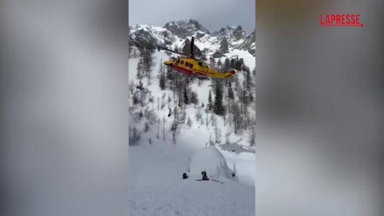 Montagna, valanga a Courmayeur travolge tre persone: un morto