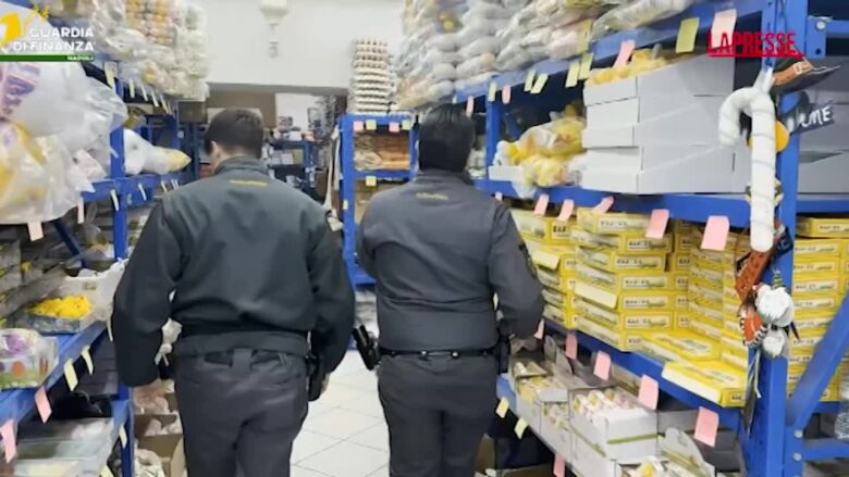 Napoli, Guardia di Finanza sequestra oltre 500mila articoli contraffatti per Carnevale