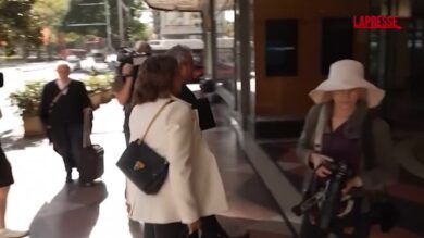 Australia, l'attentatore di Bondi Beach in aula per la prima volta in collegamento video