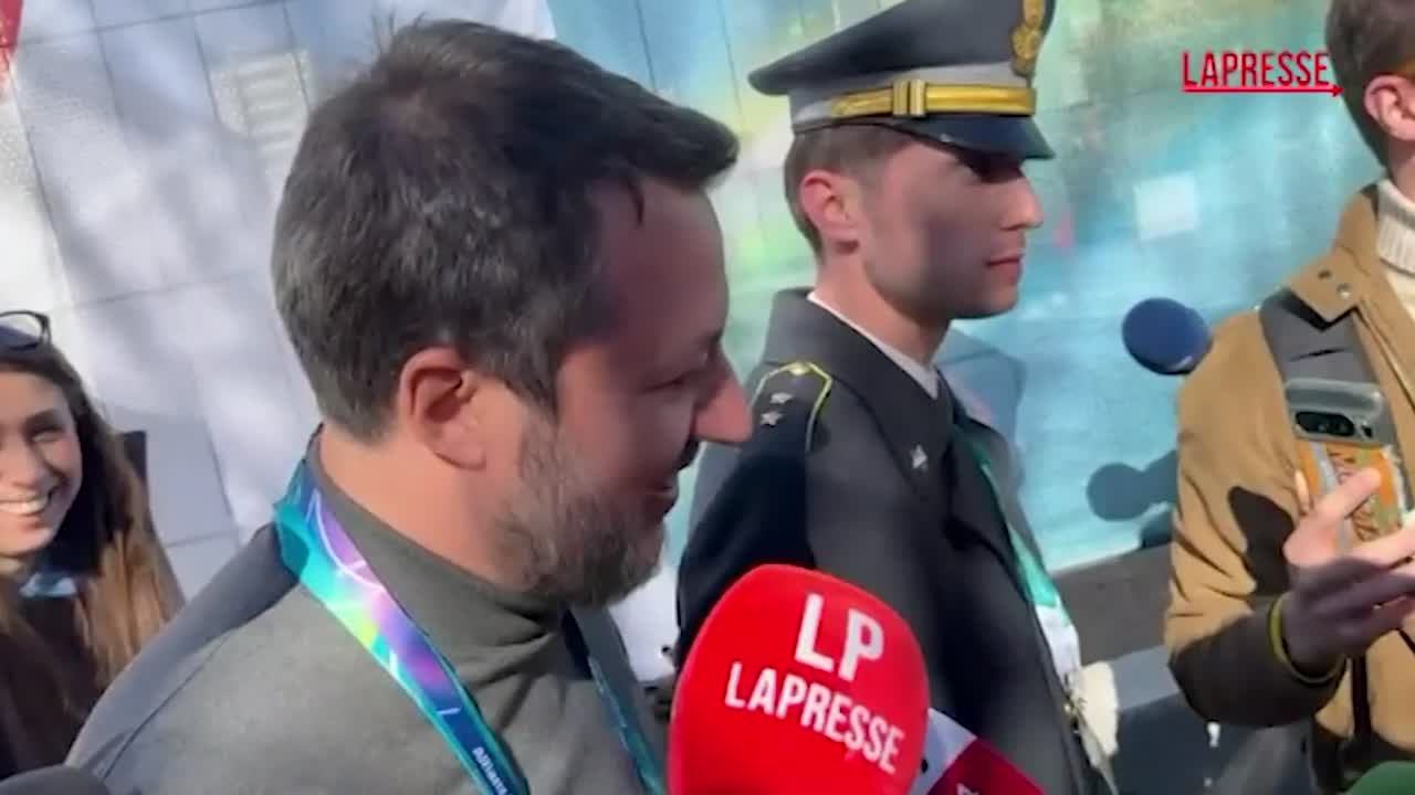 Olimpiadi 2026, Salvini: "Distribuiti 50 preservativi al giorno, per oggi già finiti"