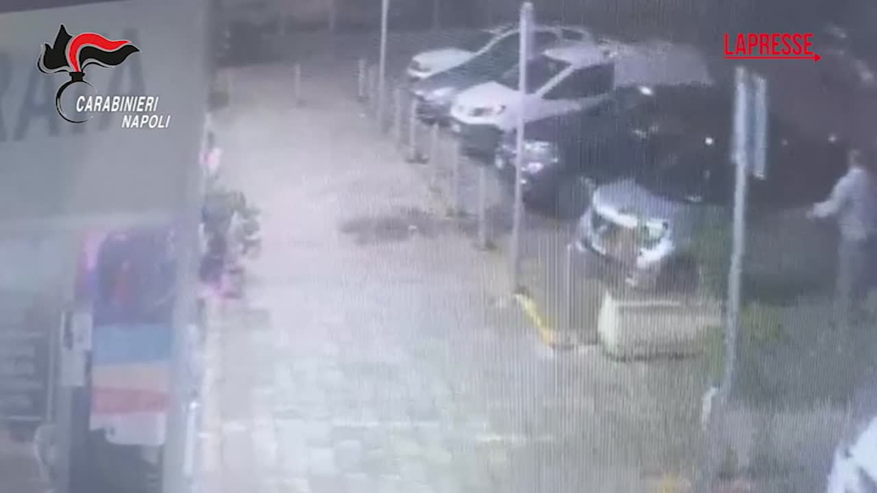 Caivano, tenta di rapire bimbo in un supermercato: arrestato