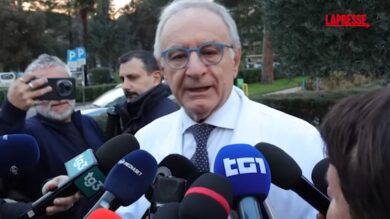 Bimbo trapiantato, il Monaldi: "Situazione molto critica, in rapido peggioramento"