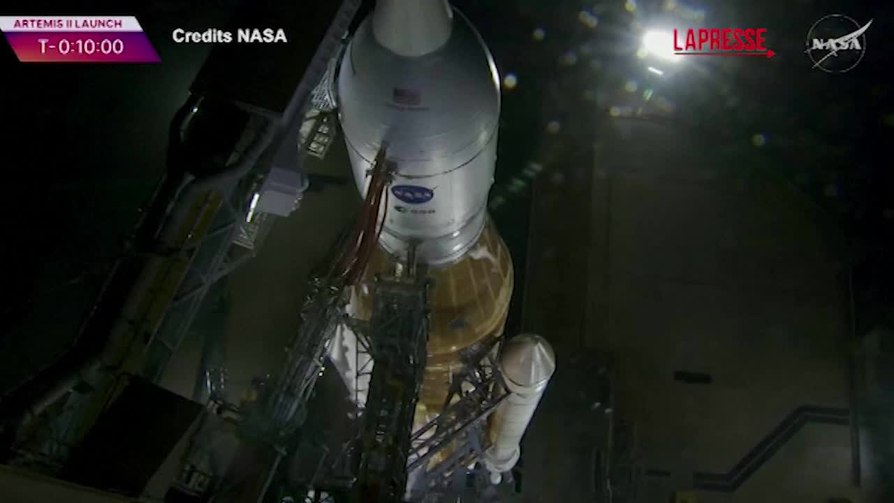 NASA, secondo test di rifornimento del razzo lunare completato con successo: Artemis II sempre più vicina