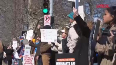 Usa, nuove proteste contro l'Ice in Kansas