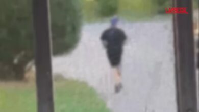 Inchiesta ultras, Poerio in permesso premio sparò sei colpi durante lite su traffico di droga: il video degli spari