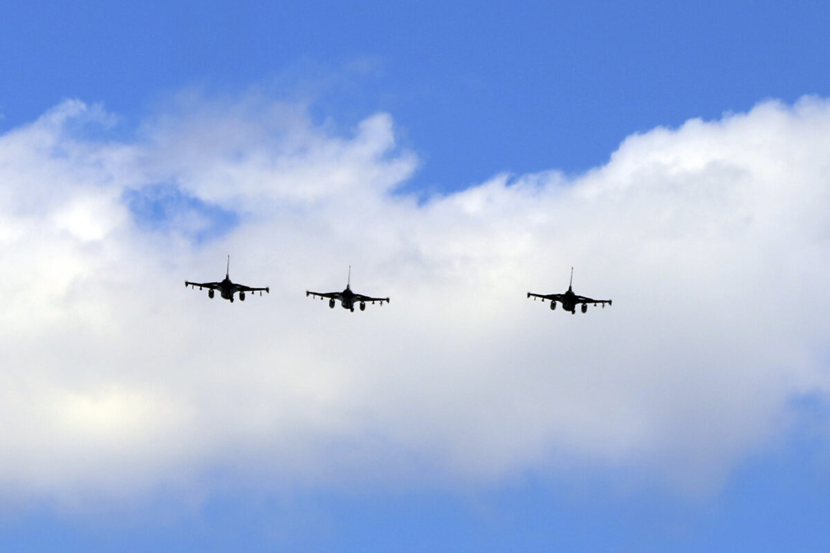 difesa spariti 2500 pezzi di jet militari indagini in corso da Lapresse.it difesa spariti 2500 pezzi di jet militari indagini in corso