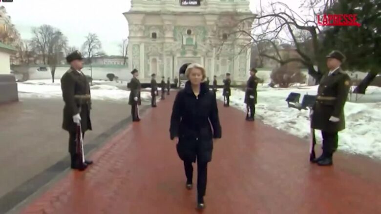 Ucraina, Zelensky coi leader Ue a Kiev nella cattedrale di Santa Sofia