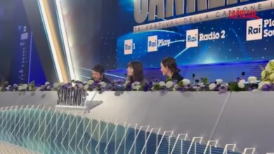 Sanremo 2026: le Nuove Proposte Bove e Mazzariello cantano in sala stampa