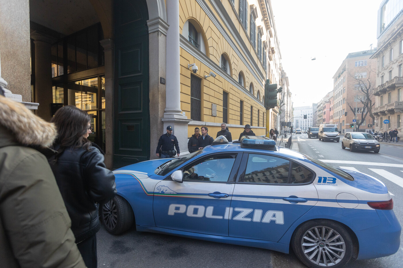 Cinturrino interrogato, il legale del poliziotto: “Ha ammesso tutte le sue responsabilità. E’ pentito”