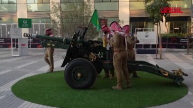 Ramadan, a Dubai si rinnova il tradizionale colpo di cannone