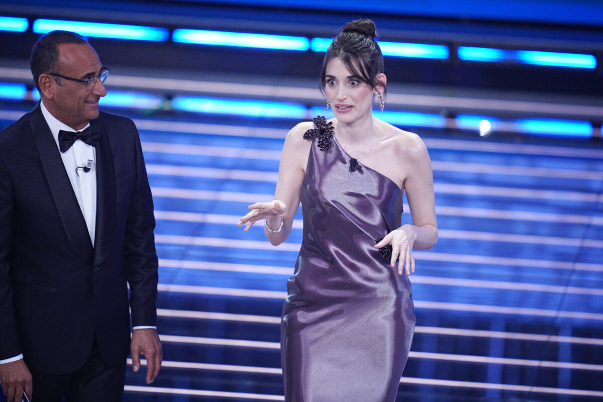 Galleria foto 'Sanremo 2026, le foto della seconda serata' - foto 6