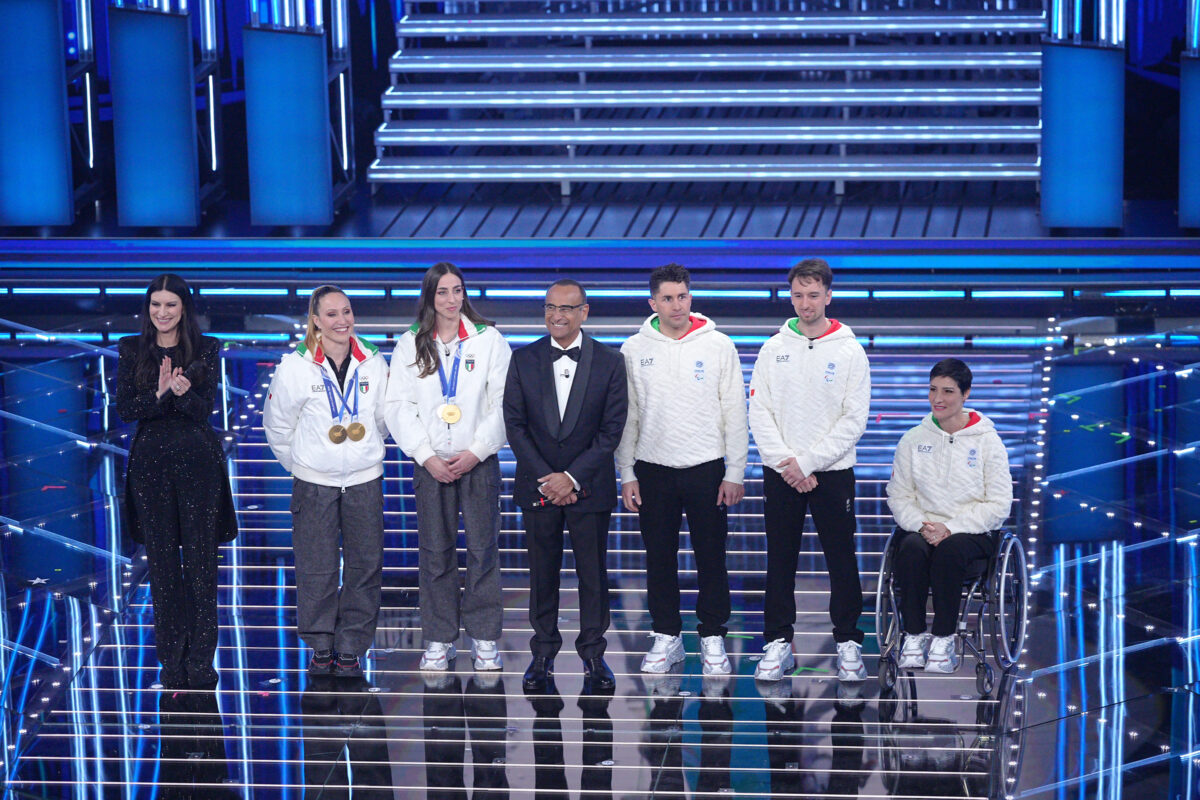 Galleria foto 'Sanremo 2026, le foto della seconda serata' - foto 10