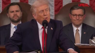 Trump allo Stato dell'Unione: "Tornati all'età dell'oro"