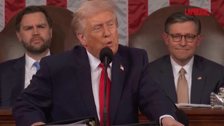 Trump allo Stato dell'Unione: "Tornati all'età dell'oro"