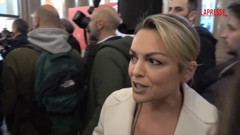 Referendum, Pascale alla presentazione del libro di Bocchino: “Voto Si”