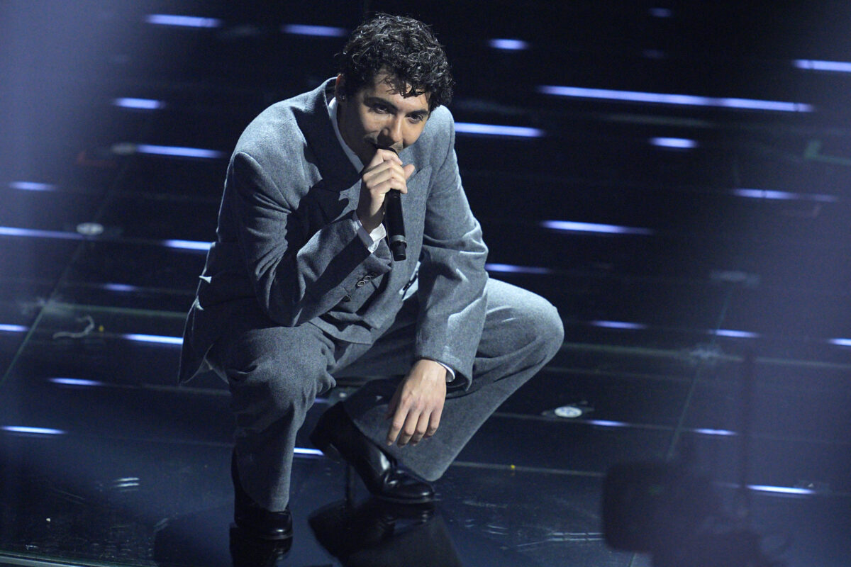 Galleria foto 'Sanremo 2026, i look dei cantanti nella prima serata: le foto' - foto 28