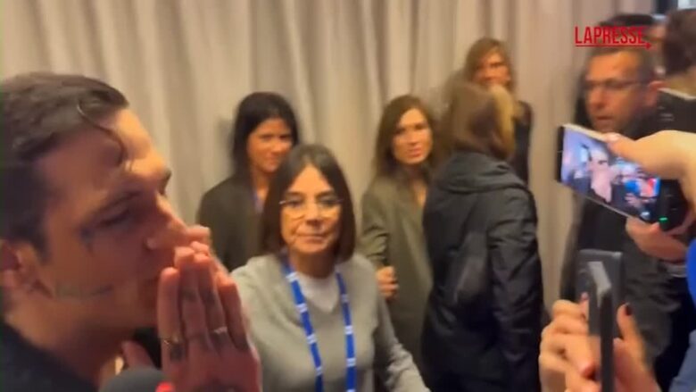 Sanremo 2026, seconda serata: Lillo e Lauro entrano in conferenza stampa