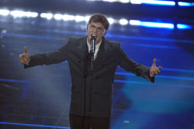 Tredici Pietro si esibisce durante la prima serata della 76ª edizione del Festival della Canzone Italiana di Sanremo al Teatro Ariston di Sanremo (Foto di Marco Alpozzi/LaPresse)