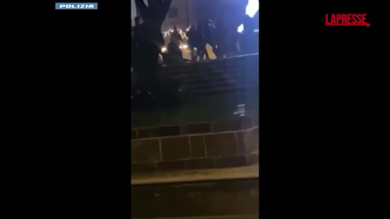 Oristano: rissa in centro, 18 giovani denunciati: il video