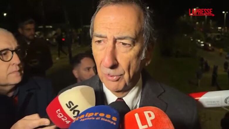 Tram deragliato a Milano, Sala: "Autista molto esperto, il mezzo è nuovo"