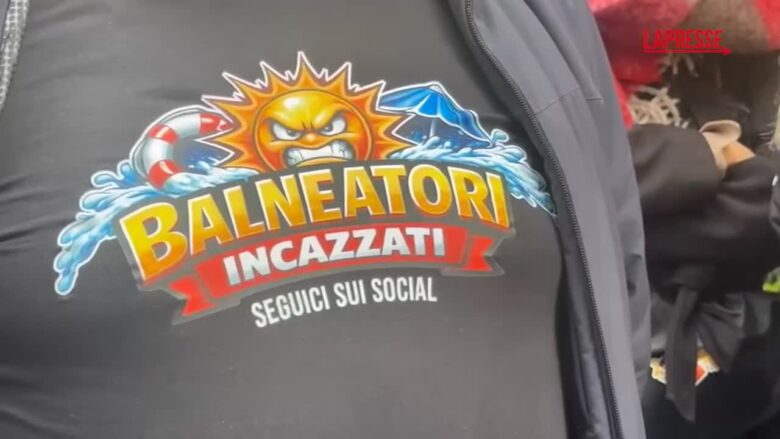 Sanremo 2026: balneari incatenati contro Bolkenstein a pochi passi da Ariston
