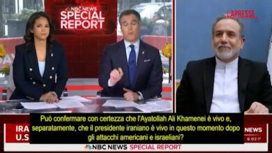 Iran, Araghchi: "Per quanto ne so Khamenei è vivo"