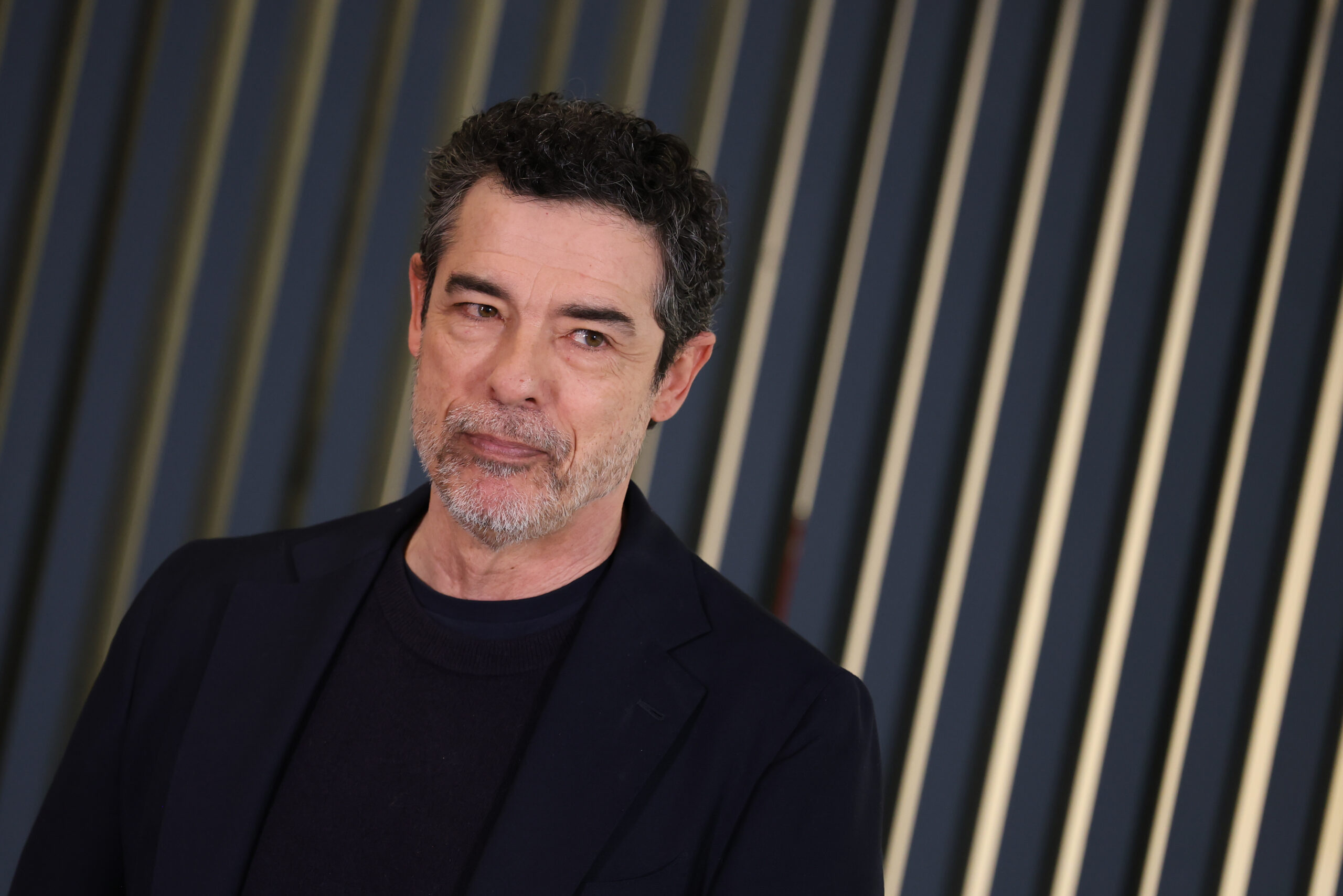 Alessandro Gassmann ‘contro’ Sanremo 2026: “Regole non uguali per tutti”