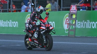 MotoGp, in Thailandia trionfa Bezzecchi su Aprilia