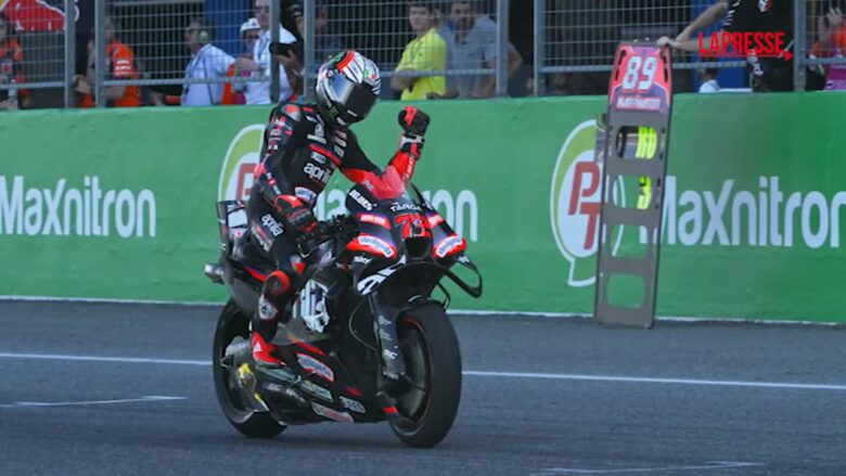 MotoGp, in Thailandia trionfa Bezzecchi su Aprilia