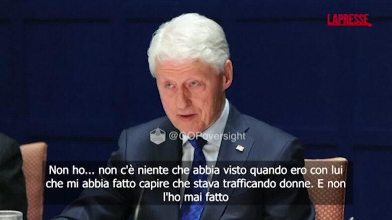Caso Epstein, la deposizione di Bill Clinton: "Mai avuto rapporti sessuali con ragazze presentate da lui"
