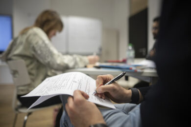 Obesità, quando le parole pesano: guida a un linguaggio rispettoso  