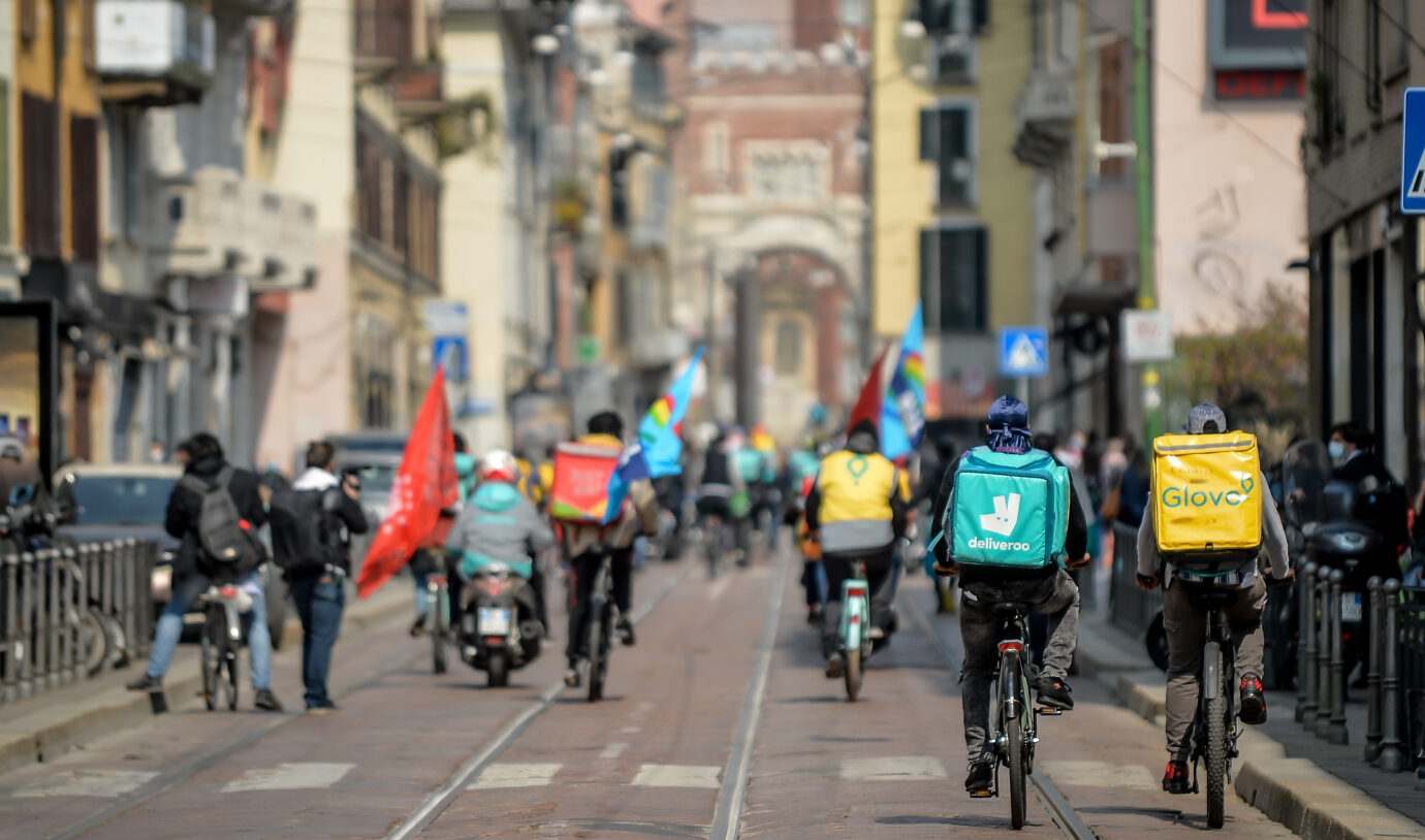 deliveroo il gip convalida il controllo giudiziario per la piattaforma nell8217inchiesta sul caporalato da Lapresse.it deliveroo il gip convalida il controllo giudiziario per la piattaforma nell8217inchiesta sul caporalato