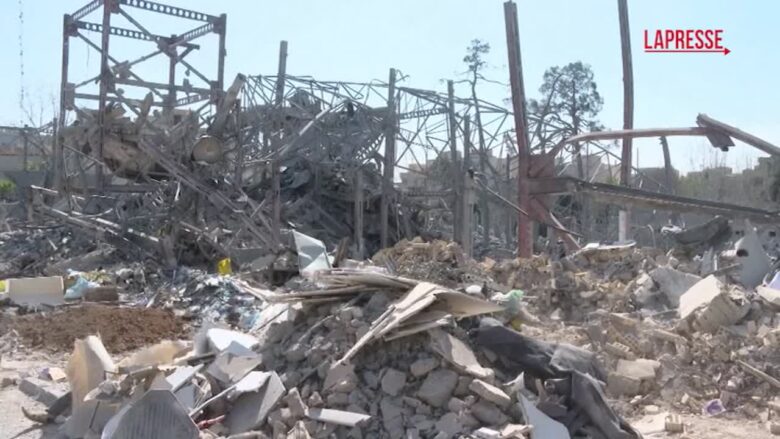 Iran, attacco aereo distrugge una stazione di polizia a Teheran