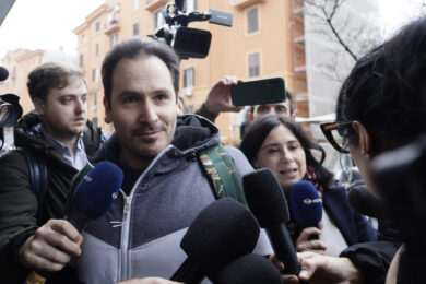 Delitto di Garlasco, Sempio a Roma: “Sono innocente, la pressione mediatica è pesante”