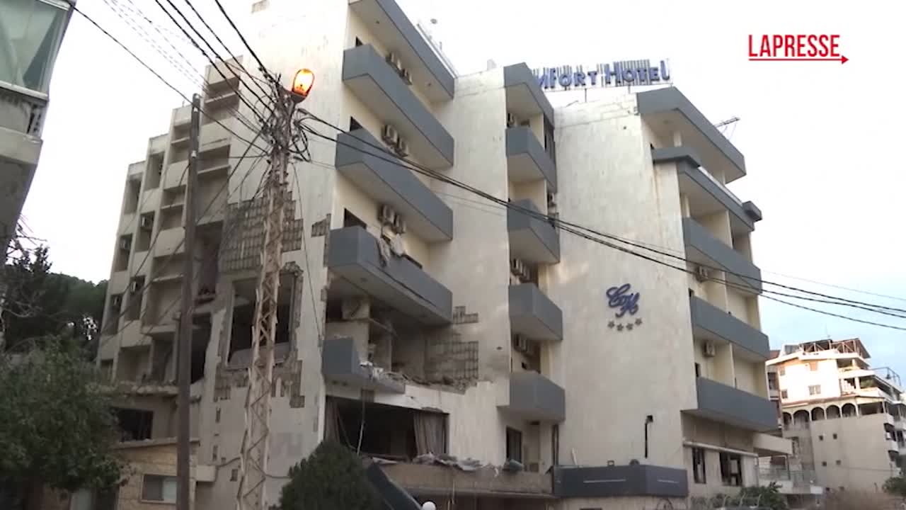 libano distrutto un hotel a beirut dai bombardamenti israeliani da Lapresse.it libano distrutto un hotel a beirut dai bombardamenti israeliani