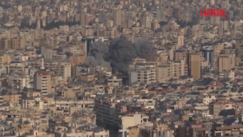 Libano sotto attacco di Israele, enormi colonne di fumo su Beirut