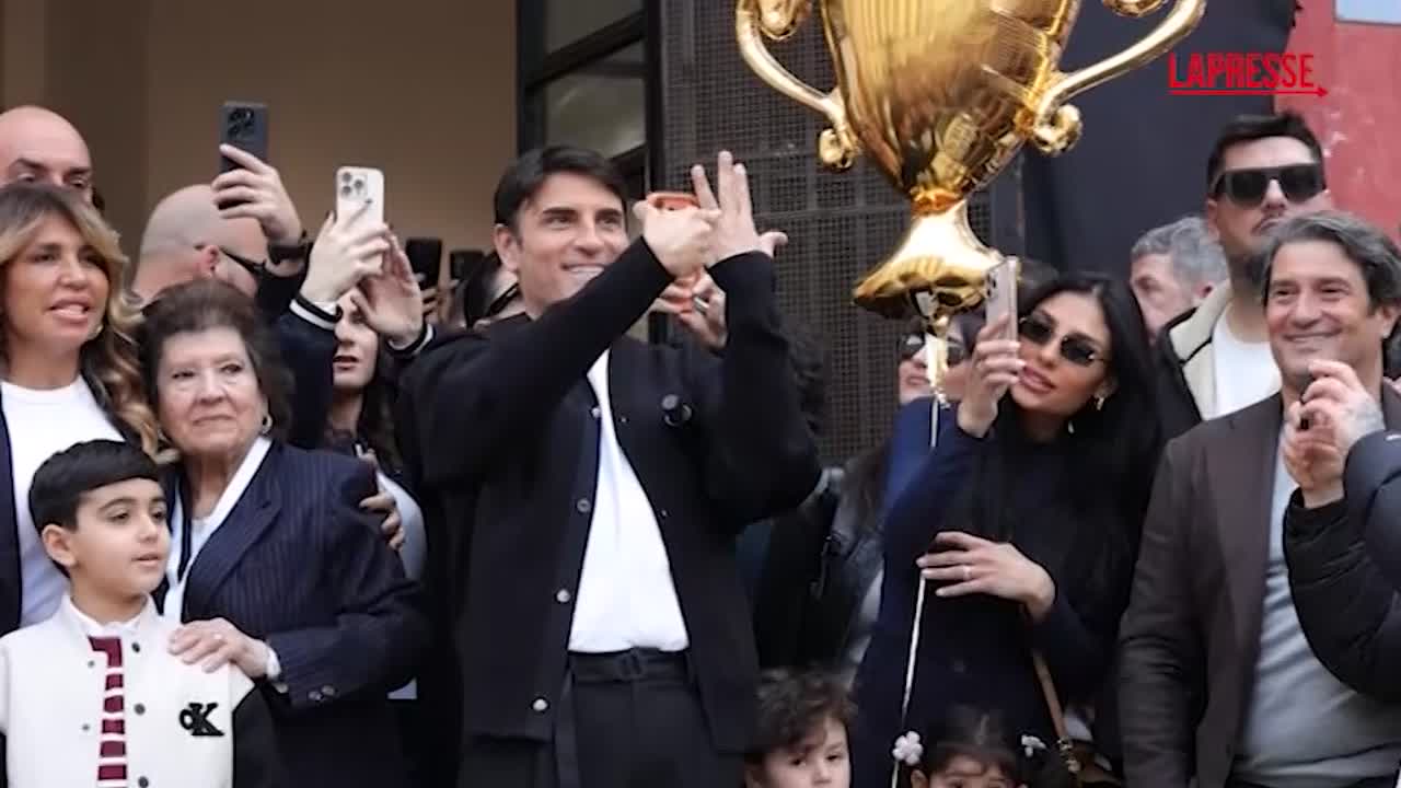 Sanremo 2026, Sal Da Vinci festeggia la vittoria nella sua Torretta: "Vi porto nel cuore, vivete con me"