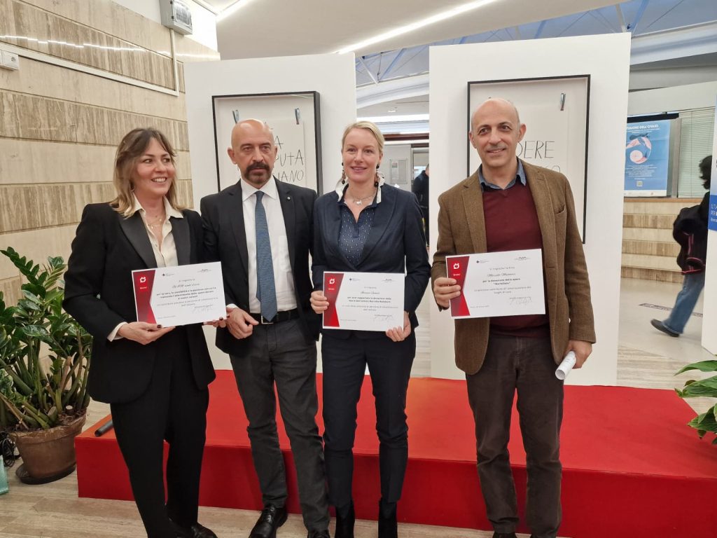 Arte che cura: due ‘Martellate’ di Maloberti agli Ifo di Roma