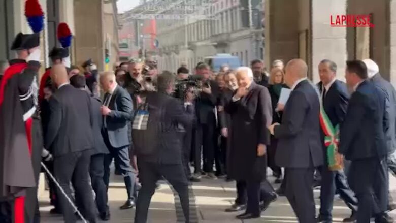 Milano, Mattarella alla Scala per l'evento dedicato ai 150 anni del Corriere della Sera
