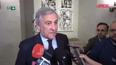 Iran, Tajani: "Oggi partiranno 2.500 italiani dalla regione"
