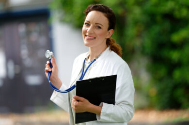 Sanità e soffitto di cristallo, la carica delle 250 donne alla guida di Asl, ospedali e Irccs
