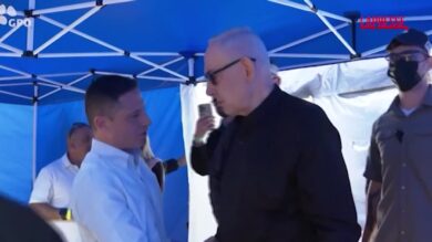 Iran, Netanyahu visita il luogo colpito da un missile di Teheran a Beersheba