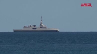 Iran, le fregate greche pattugliano le coste di Cipro