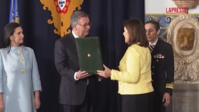 Portogallo, si insedia il nuovo presidente Antonio Jose Seguro