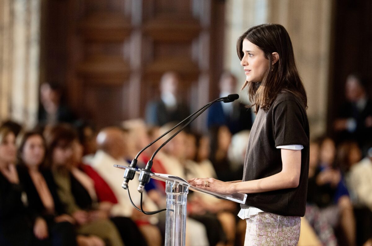 8 marzo, Mattarella: “Non solo leggi, educare al rispetto in famiglia e a scuola”
