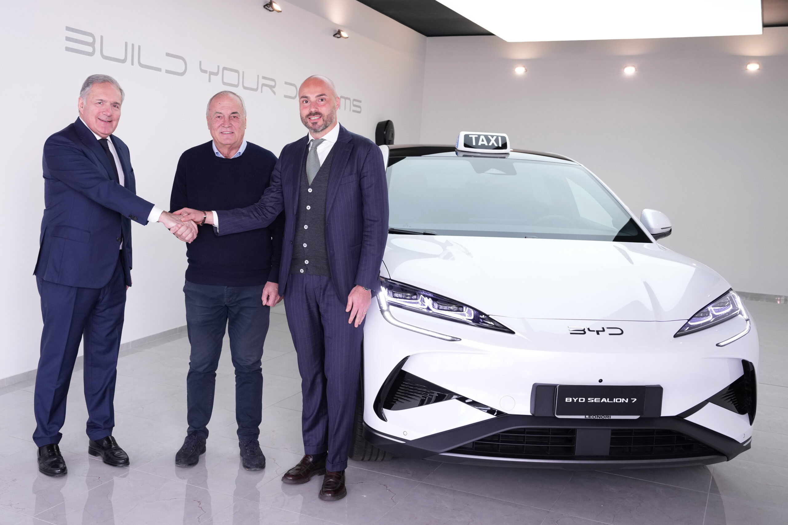 Byd: partnership con itTaxi, l’app taxi entra nell’infotainment di bordo