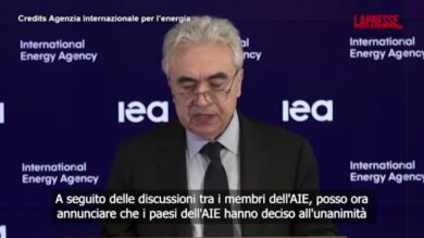 Iran, via libera dell'Aie al rilascio di 400 milioni di barili dalle riserve di petrolio