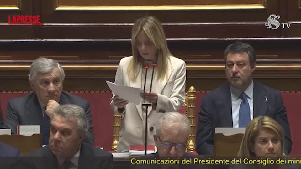 Carburanti, Meloni: "Valutiamo attivazione meccanismo accise mobili"