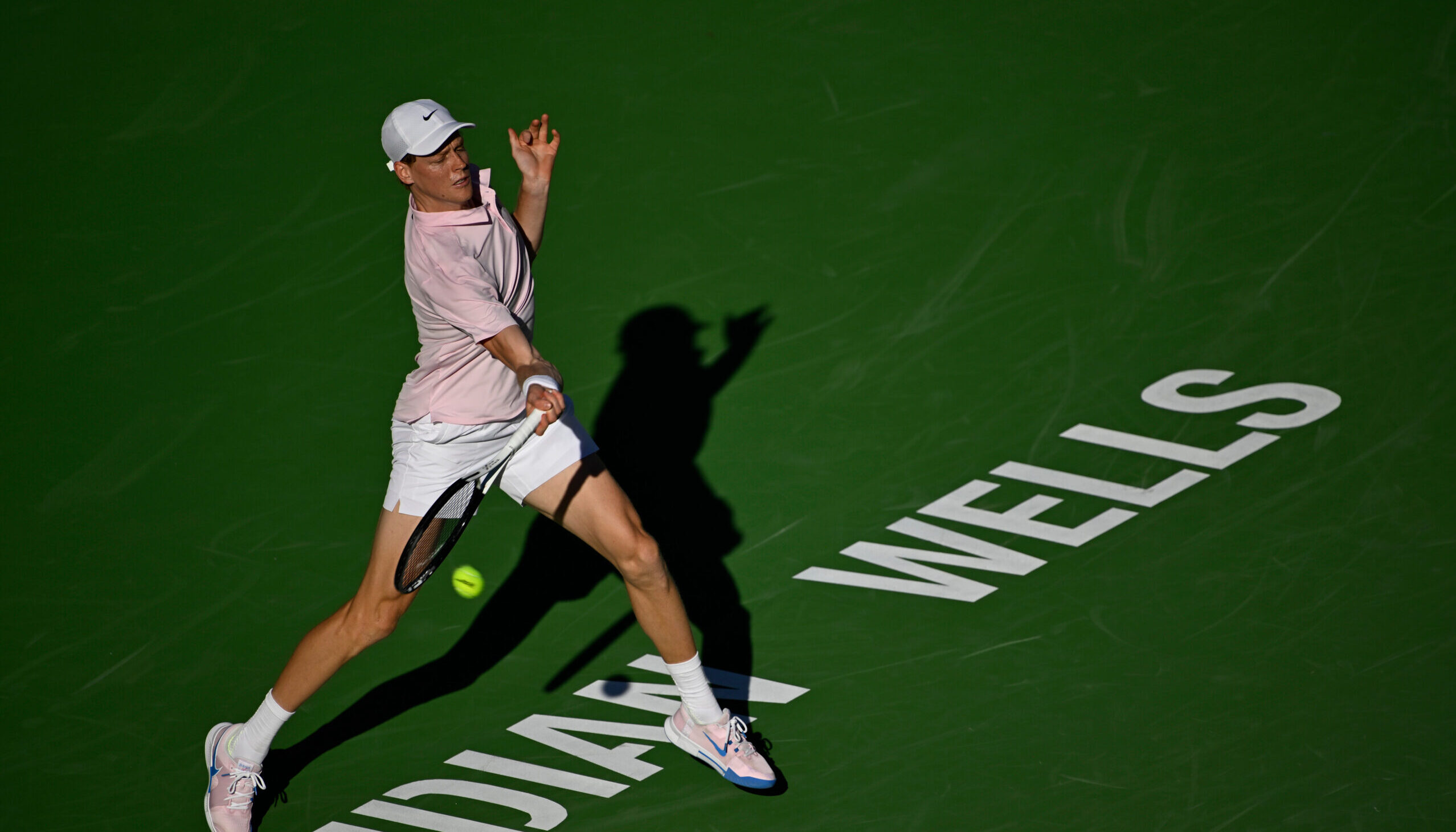 Indian Wells 2026, Sinner batte Fonseca e vola ai quarti. Paolini eliminata agli ottavi